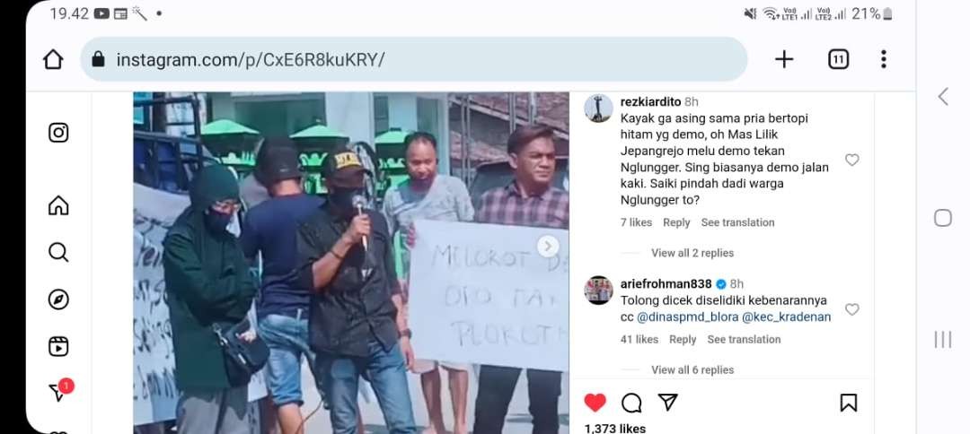 Potongan aksi demo warga Blora (Instagram)