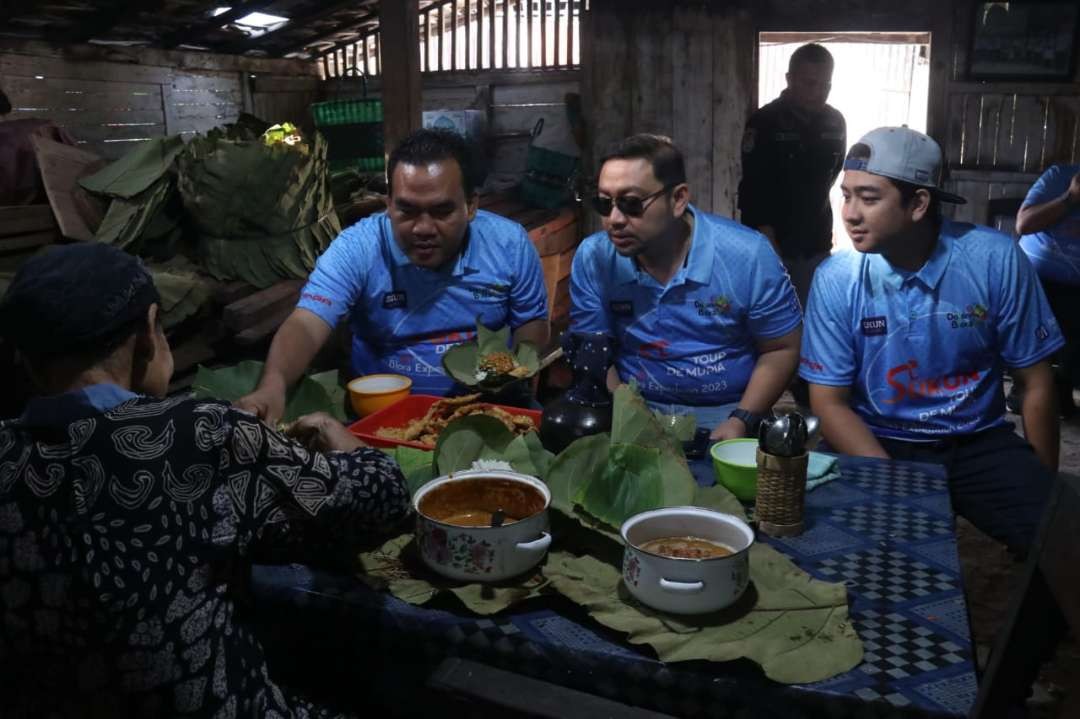 Kuliner Blor, Pecel Pawon Mbah Minah langganan Bupati Blora. (