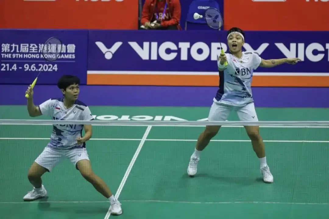 Ganda putri Indonesia, Apriyani Rahayu/Siti Fadia Silva Ramadhanti juara Hong Kong Open 2023 usai mengalahkan duo Malaysia. (Foto: PBSI)