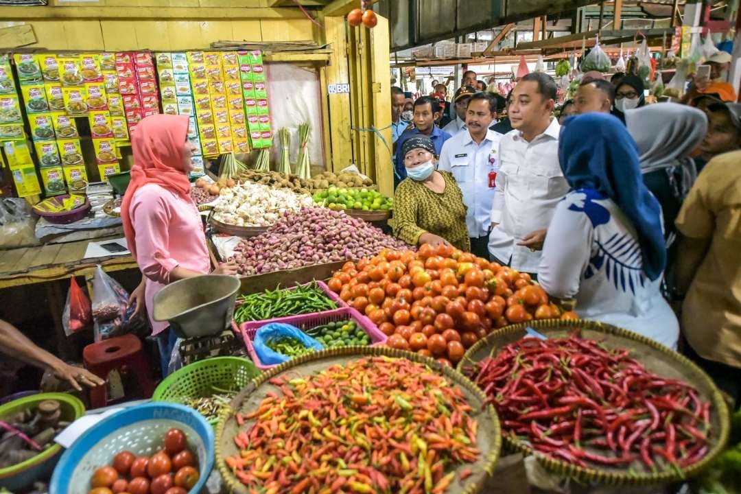 Walikota Surabaya punya jurus untuk kendalikan infliasi di Surabaya. (Foto: Pemkot Surabaya)