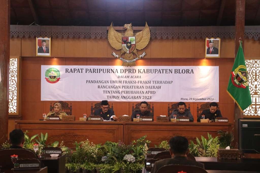 Rapat Paripurna DPRD Blora agenda Pandangan Umum Fraksi PAPBD Blora. (Foto: Ahmad Sampurno/Ngopibareng.id)