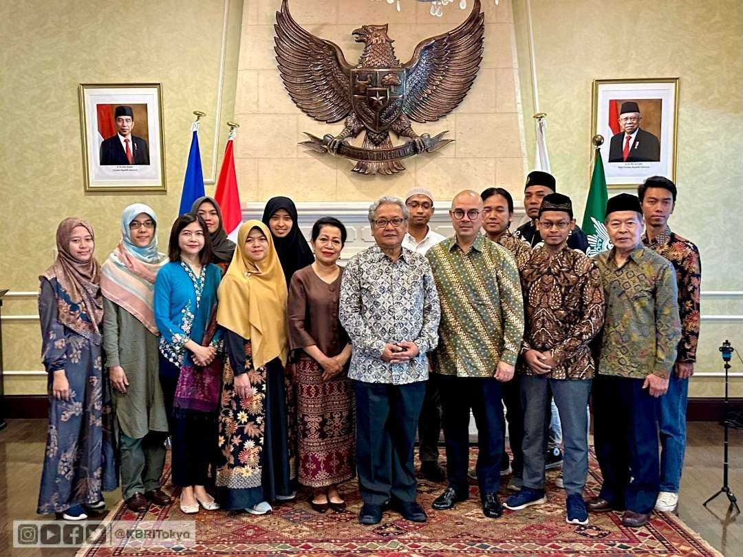 Dubes Heri Akhmadi menyaksikan pengukuhan Pengurus Cabang Istimewa Muhammadiyah dan Pengurus Cabang Istimewa Aisyiyah Jepang periode 2023-2025. (Foto: Dok KBRI Tokyo)