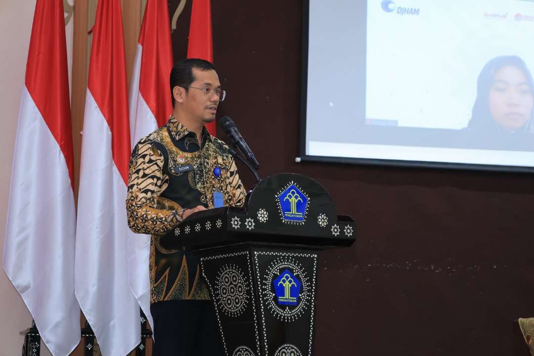 Plt Kakanwil Kemenkumham Jatim, Saefur Rochim, Rapat Koordinasi Peningkatan Kualitas Pelayanan Publik di Aula Raden Wijaya, Jumat 8 September 2023. (Foto: Humas Kemenkumham Jatim)