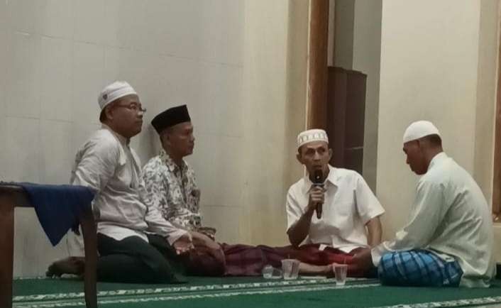 Kegiatan ngaji Al-Quran di Masjid Mutiara Residence, Anggaswangi Sukodono Sidoarjo.(Foto:adi/ngopibareng.id)i