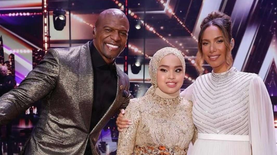 Putri Ariani Juara empat America's Got Talent (AGT) 2023. Ia sempat duet bareng Leona Lewis (kanan). (Foto: Instagram @arianismaputri)