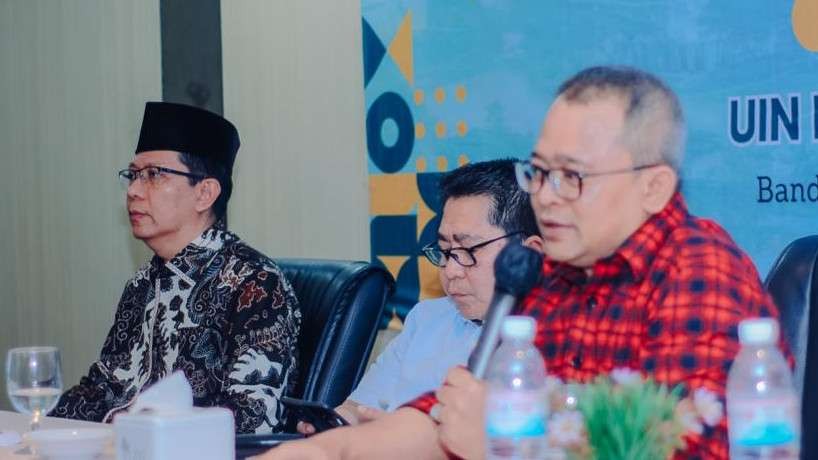 Staf Khusus Menteri Agama (Stafsus Menag) Bidang Media dan Komunikasi Publik Wibowo Prasetyo saat Workshop Penguatan Sindikasi Media yang digelar Universitas Islam Negeri (UIN) Raden Intan di Bandar Lampung. (Foto: Dok Kemenag)