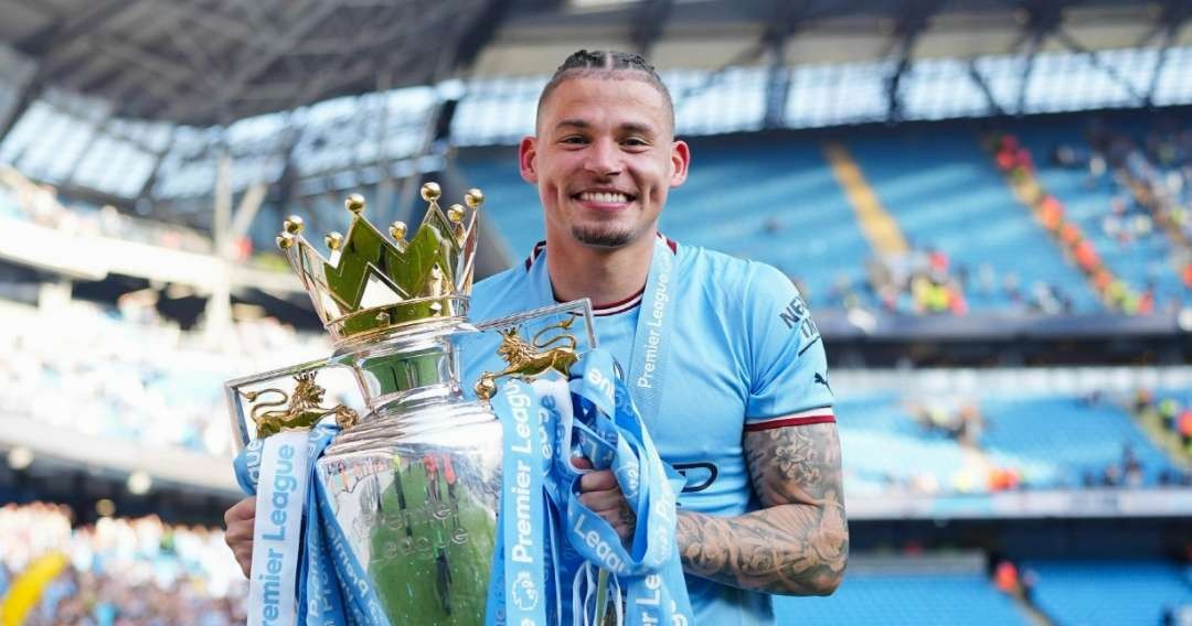 Kalvin Phillips harus memaksimalkan kesempatan jika diberi kesempatan gantikan Rodri. (Foto: Twitter/@KalvinPhillips)