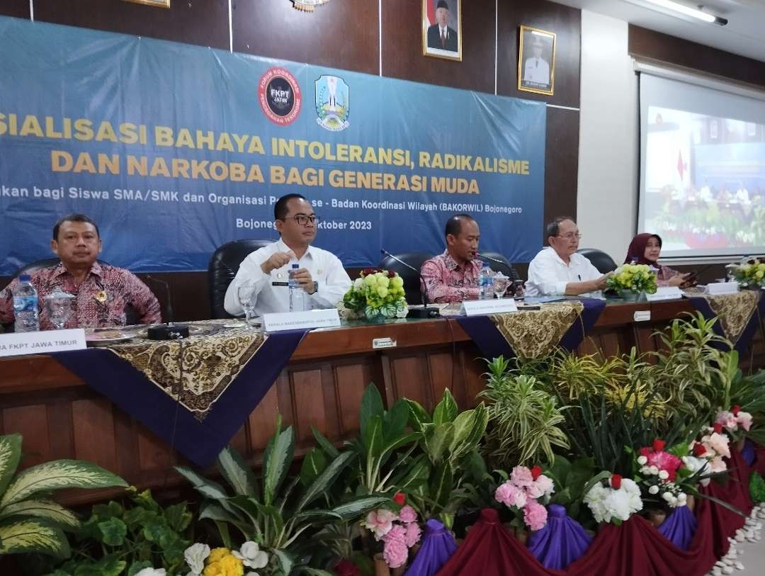 Sosialisasi Bahaya Intoleransi, Radikalisme dan Narkoba bagi Generasi Muda", digelar di Bakorwil Bojonegoro, Rabu 4 Oktober 2023. (Foto:adi/ngopibareng.id)