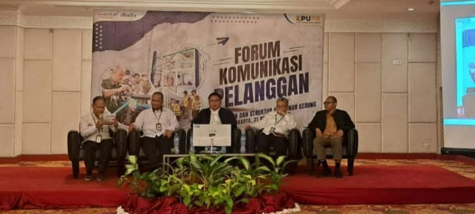 Kementerian PUPR melalui Balai Bahan dan Struktur Bangunan Gedung (BBSBG) Direktorat Jenderal Cipta Karya melaksanakan acara temu pelanggan yang bertujuan meningkatkan proses pelayanan publik. (Foto: Biro Komunikasi Publik Kementerian PUPR)