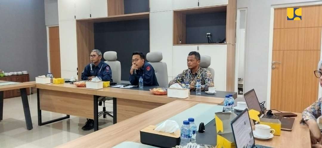 Kementerian PUPR melakukan percepatan pembangunan Jalan Tol Kuala Tanjung - Tebing Tinggi - Parapat (Kutepat). (Foto: Biro Komunikasi Publik Kementerian PUPR)