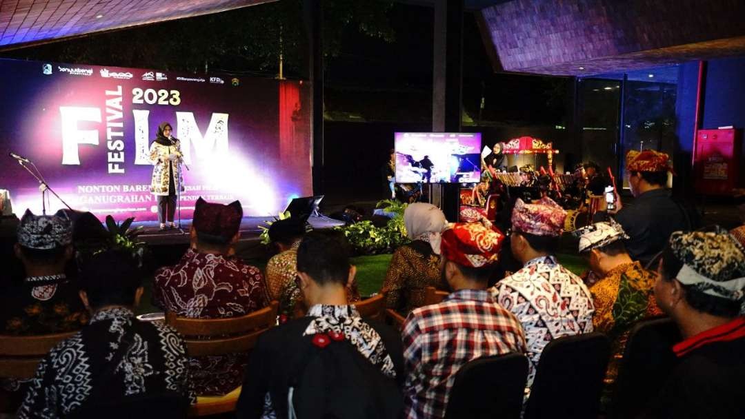 Bupati Banyuwangi Ipuk Fiestiandani hadir dalam acara BFF di Gedung Djuang. (Foto: Humas Pemkab Banyuwangi)