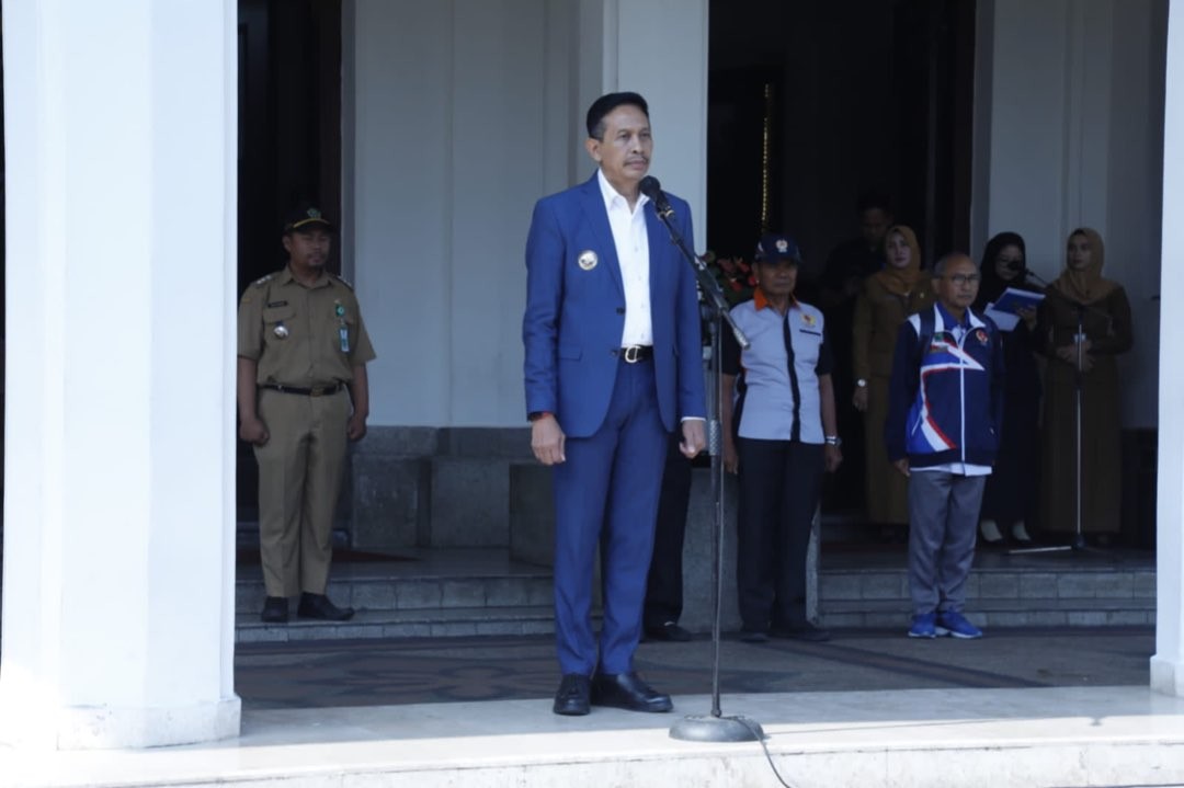 Penjabat (Pj) Walikota Malang, Wahyu Hidayat ketika berada di Balaikota Malang (Foto: Humas Pemkot Malang)