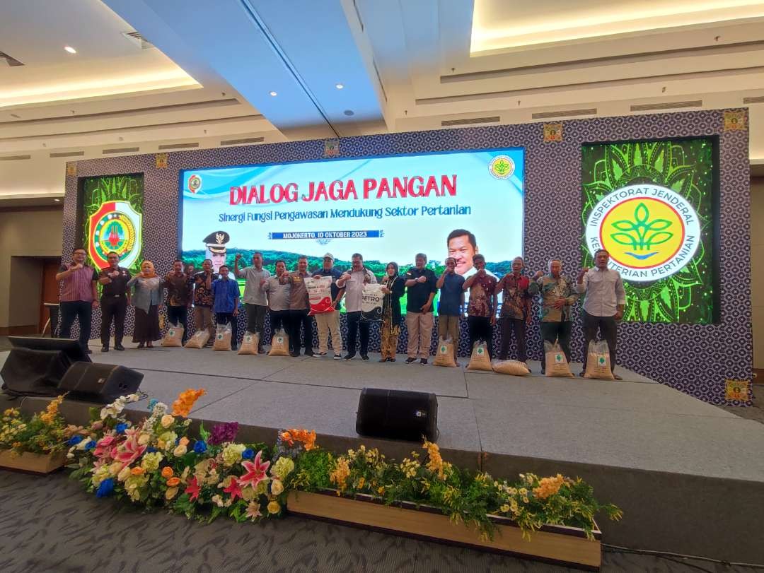 Irjen Kementerian Pertanian, Jan S Maringka menggelar 'Dialog Jaga Pangan' dengan tema Sinergi Fungsi Pengawasan Mendukung Sektor Pertanian. (Foto: Deni Lukmantara/Ngopibareng.id)