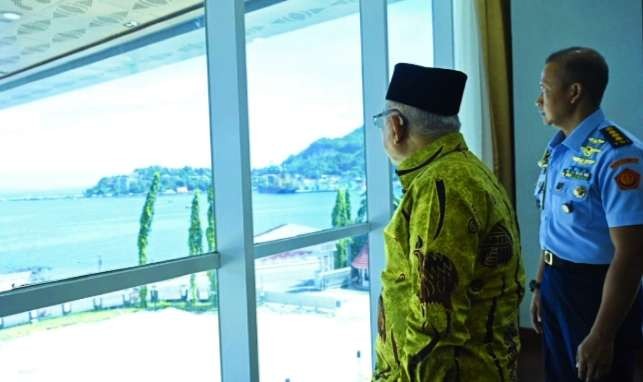 Wapres KH Ma'ruf Amin berkantor di Papua. (Foto: Setwapres)