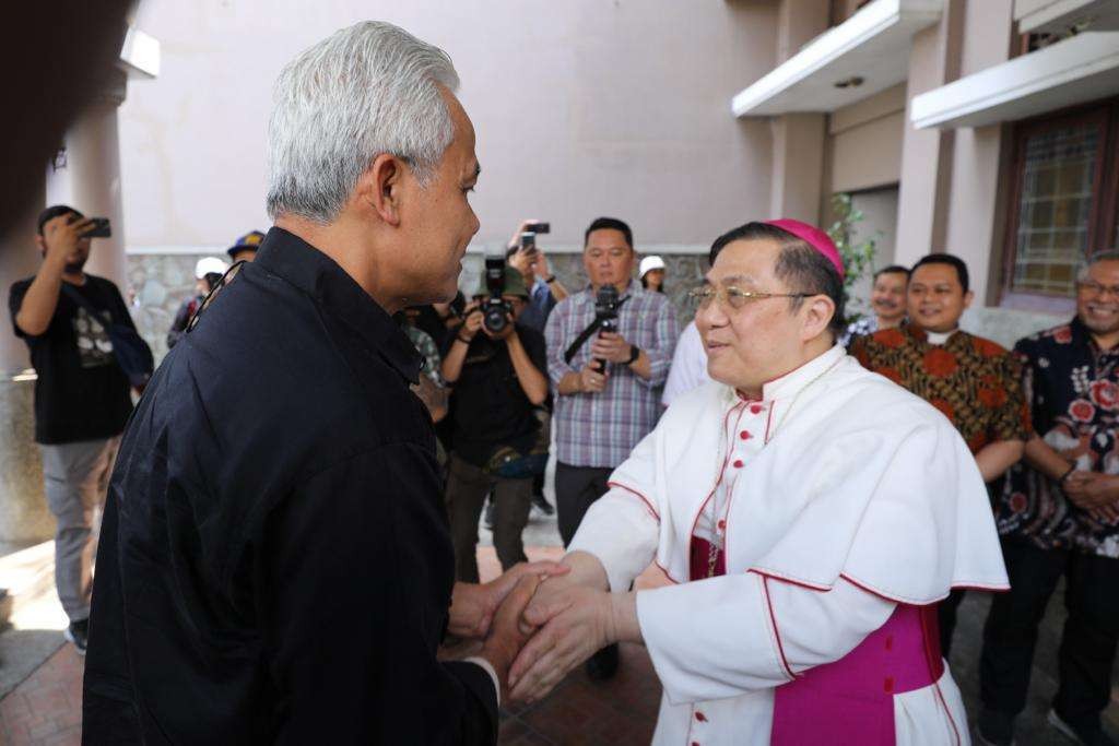 Capres 2024, Ganjar Pranowo bersilaturahmi ke Keuskupan Agung Malang, Jumat, 13 Oktober 2023. (Foto: Dok Jateng)