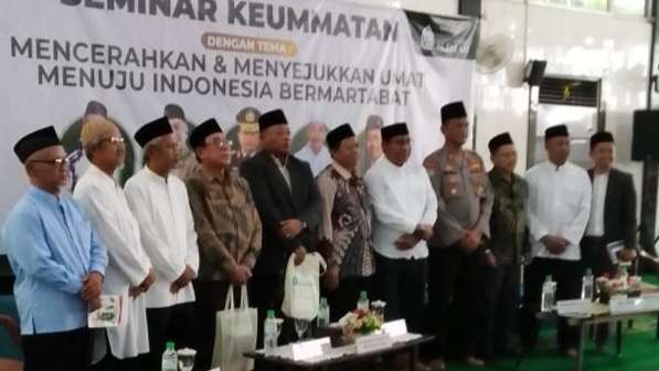 Bersatulah umat Islam, bagai satu tubuh. Ukhuwah Islamiyah. (Foto: adi/ngopibareng.id)