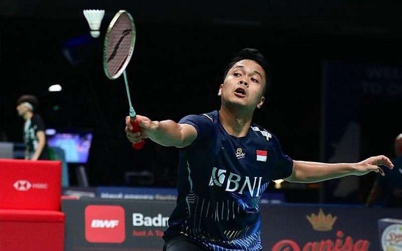 Anthony Sinisuka Ginting mengalahkan wakil Prancis, Christo Popov pada Denmark Open 2023 dalam dua game langsung 21-15 dan 21-15. (Foto: PBSI)