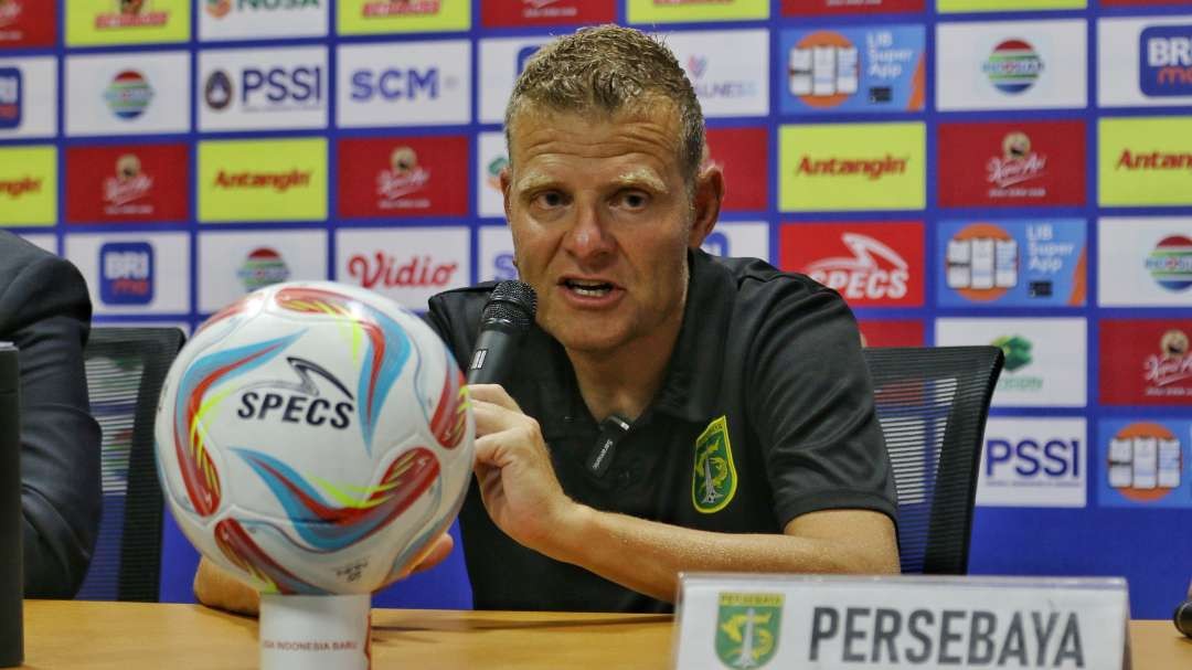 Pelatih Persebaya, Josep Gombau. (Foto: Fariz Yarbo/Ngopibareng.id)