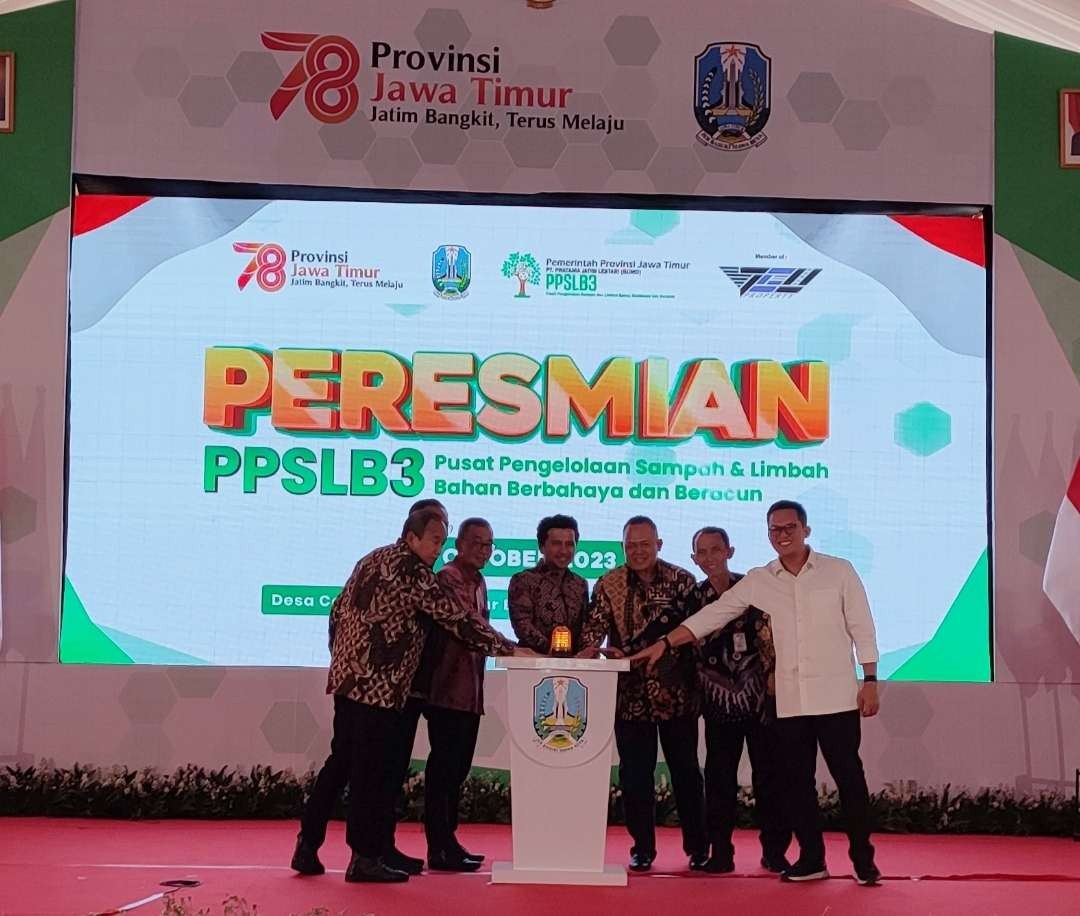 Peresmian PPSLB3 di Kecamatan Dawarblandong, Mojokerto.(Foto Deni Lukmantara/Ngopibareng)