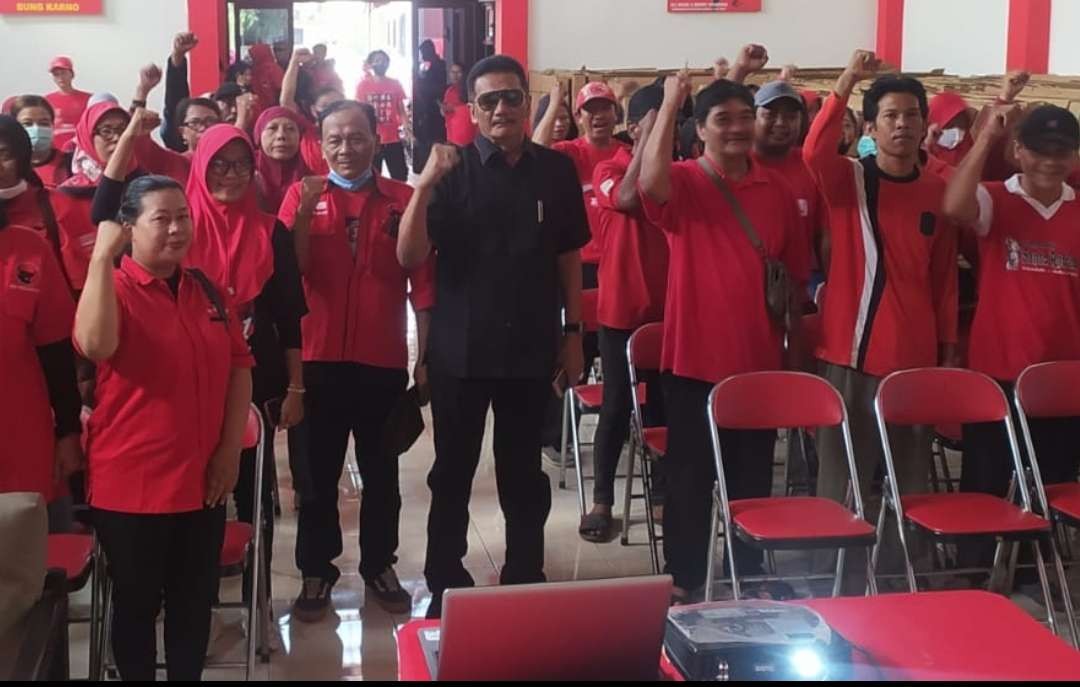 Menangkan pasangan Ganjar - Mahfud, DPC PDI -Perjuangan Kota Kediri Jalin komunikasi dengan Relawan (Foto: Fendi Lesmana/ngopibareng.id)