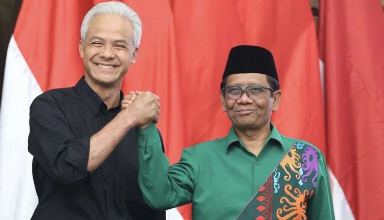 Pasangan bakal capres-cawapres Ganjar Pranowo dan Mahfud MD mendaftar ke KPU, Kamis 19 Oktober 2023. (Foto: Istimewa)