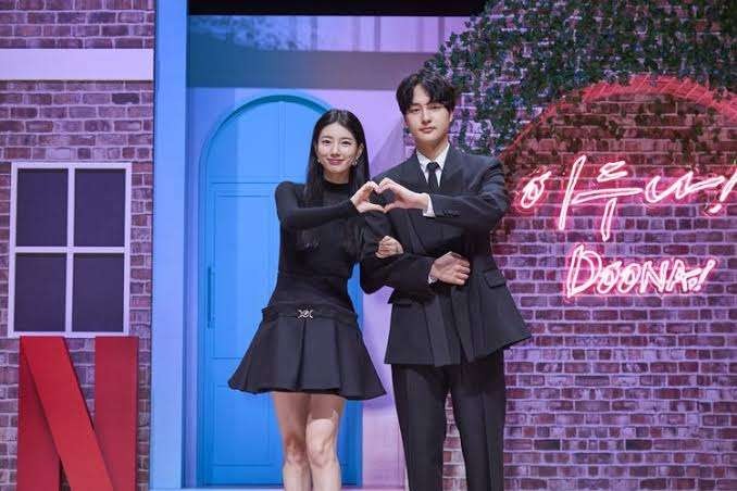 Bae Suzy dan Yang Se Jong beradu akting dalam drama Korea (drakor) berjudul Doona! (Foto: Netflix)