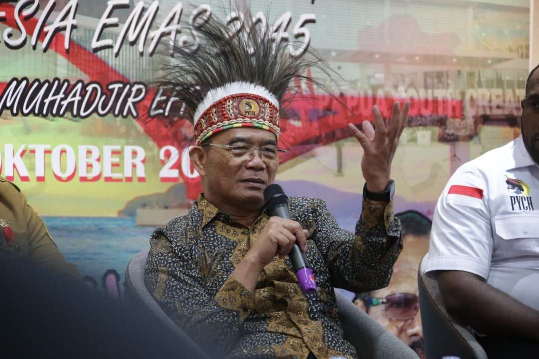 Menko PMK Muhadjir Effendy mengatakan, Papua ini hanya bisa dibangun dengan baik oleh putra-putri Papua sendiri, tidak mungkin orang luar. (Foto: Dok Kemenko PMK)