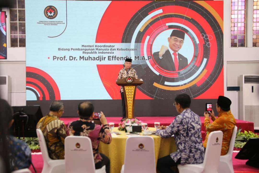 Menteri Koordinator Bidang Pembangunan Manusia dan Kebudayaan (Menko PMK), Muhadjir Effendy, memberikan sambutan dalam acara peluncuran Dasbor Desa sebagai platform yang digunakan untuk melakukan optimalisasi pembangunan di wilayah pedesaan. (Foto: Istimewa)