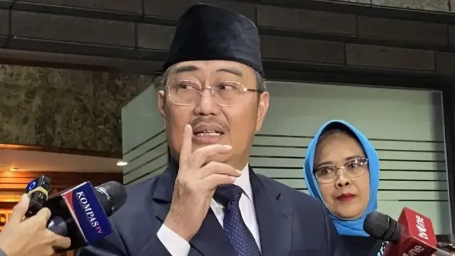 Ketua Majelis Kehormatan Mahkamah Konstitusi (MKMK) Jimly Asshiddiqie menyebut sembilan hakim MK berpotensi melanggar kode etik. (Foto: Ant)