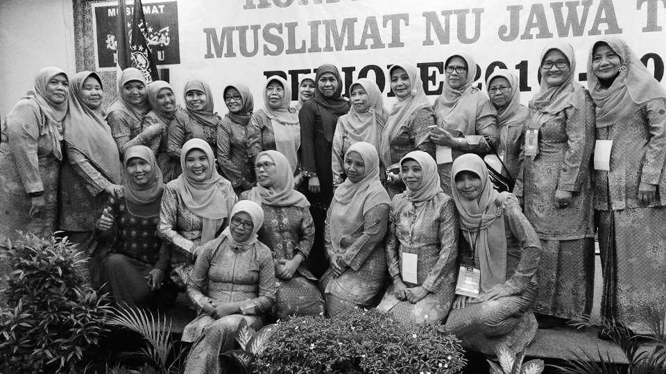 Para ibu jemaah Muslimat Nahdlatul Ulama, dalam suatu kegiatan. (Foto: dok/ngopibareng.id)