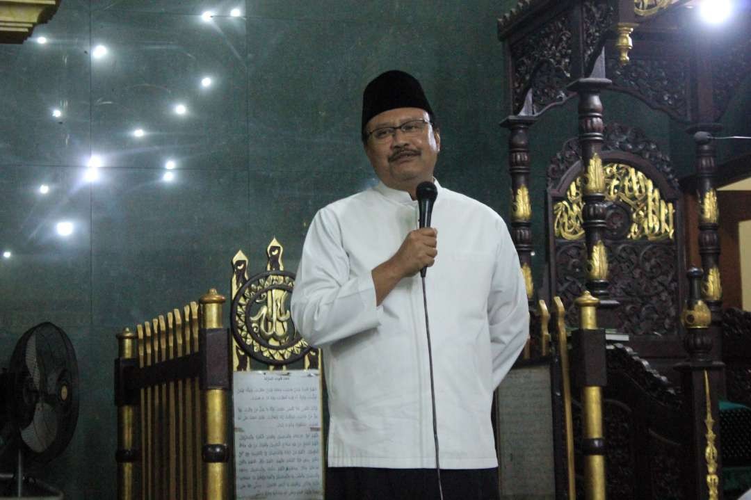 Gus Ipul menyatakan bahwa KH Abdul Qodir Nur dan para alim ulama, menjadi suri teladan baginya pribadi dan masyarakat Kota Pasuruan pada umumnya. (Foto: Pemkot Pasuruan)