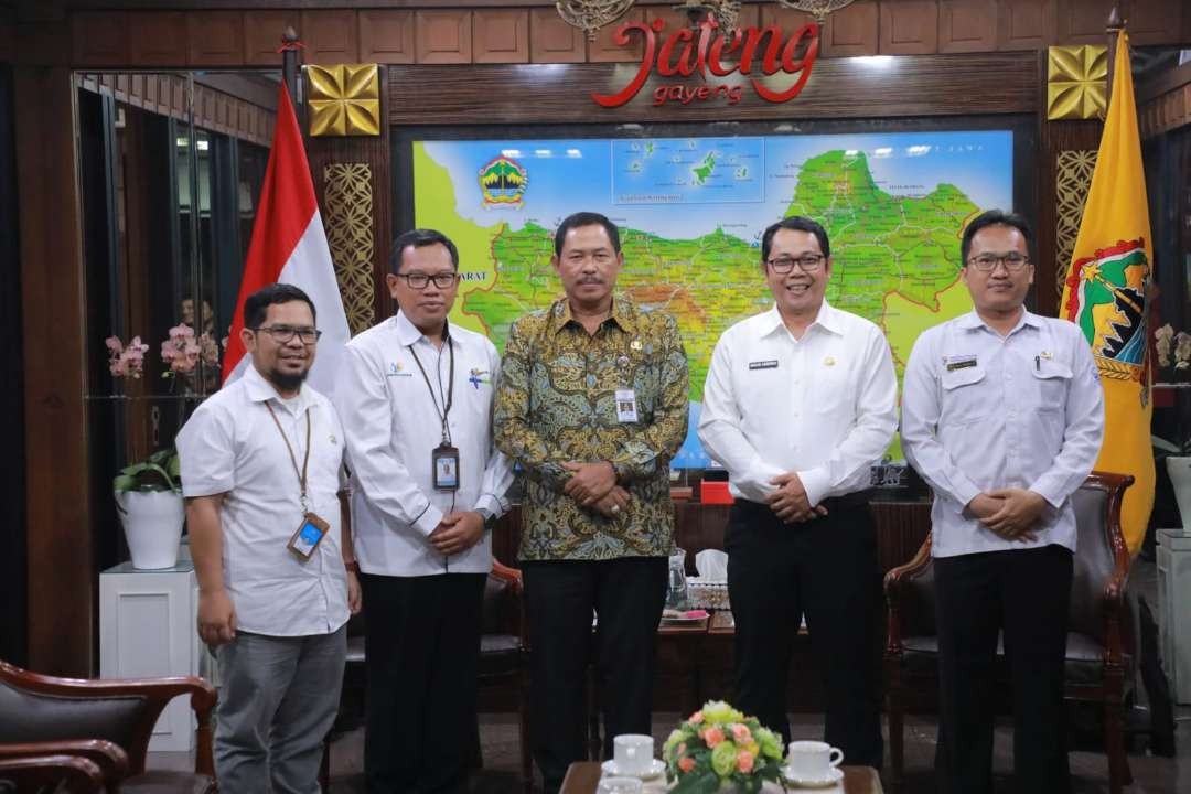 Pj Gubernur Jateng, Nana  Sudjana akan berusaha untuk terus meningkatkan pertumbuhan ekonomi Jawa Temgah. (Foto: Pemprov Jateng)