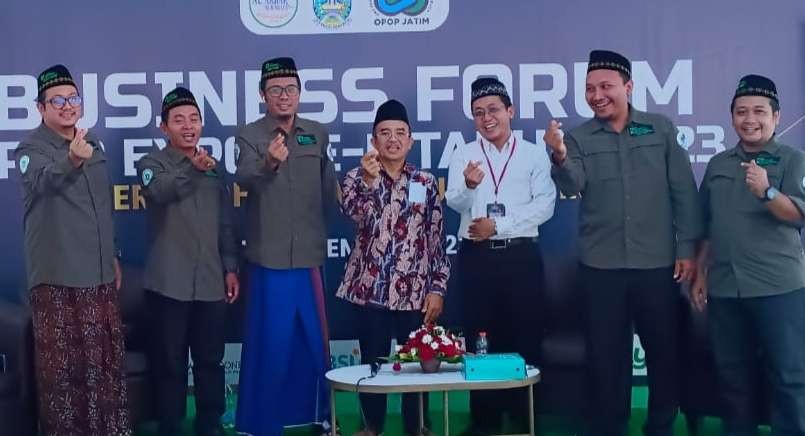 Hebitren Jatim Launching Aplikaai Wizstren di Arena OPOP Expo. (Foto:dok/ngopibareng.id)