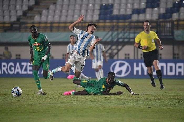 Tim nasional Senegal U-17 mengukir kejutan dengan menumbangkan Argentina 2-1 pada pertandingan Grup D Piala Dunia U-17. (Foto: Ant)