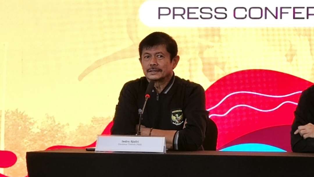 Direktur Teknik PSSI, Indra Sjafri saat ditemui di Surabaya. (Foto: Fariz Yarbo/Ngopibareng.id)