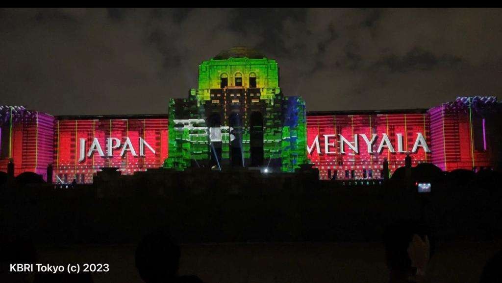 Video seni visual JapaNMenyala dari Sembilan Matahari ini adalah salah satu dari 10 karya pemenang yang ditampilkan di One Minute Projection Mapping Competition Winners Exhibition Tokyo Light 2023 yang digelar di Gedung bersejarah Meiji Memorial Museum, Tokyo pada 9 – 12 November 2023.(Foto: istimewa)