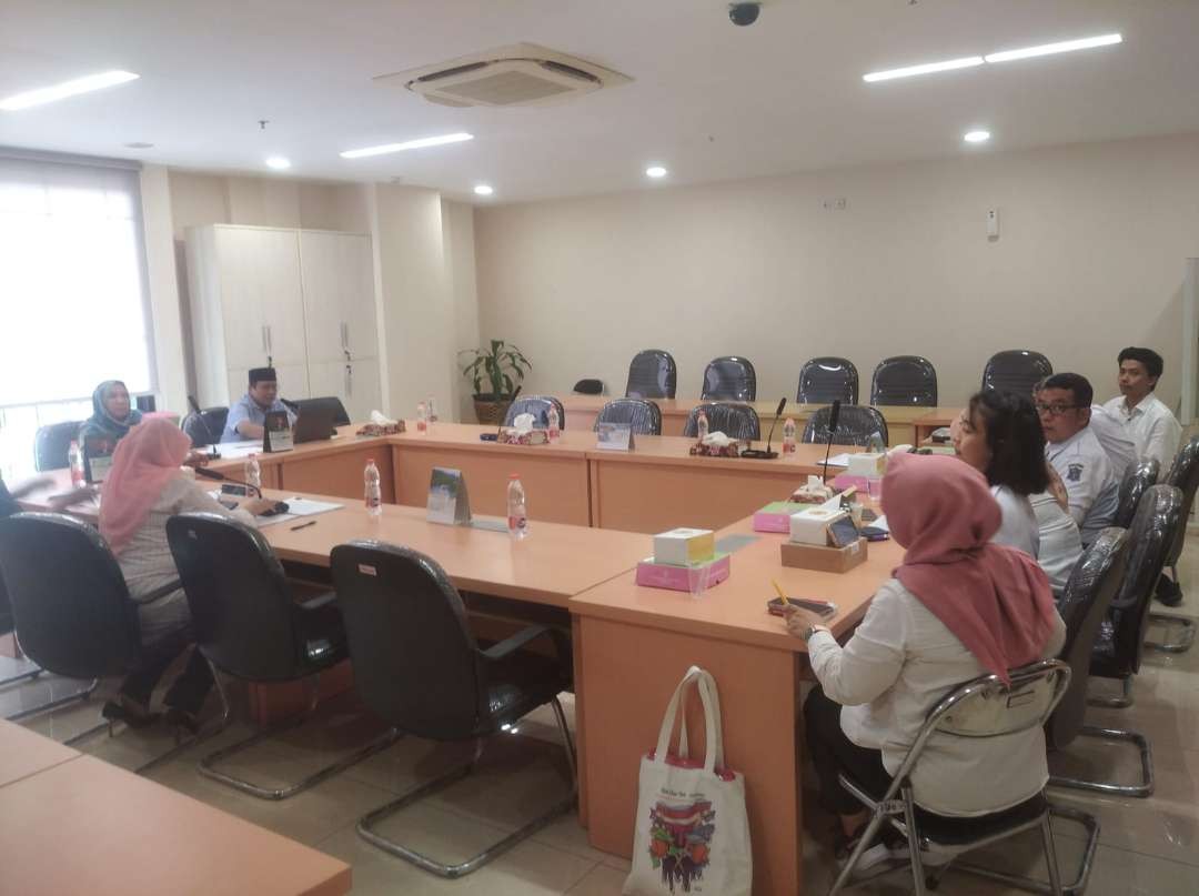 Rapat bersama Pansus Cagar Budaya dengan Dinas Kebudayaan, Kepemudaan, Olahraga, dan Pariwisata Kota Surabaya, pada Rabu, 15 November 2023. (Foto: Julianus Palermo/Ngopibareng.id)