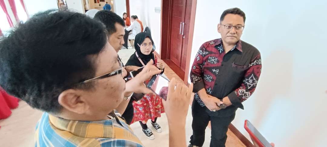 Ketua Bawaslu Kota Kediri, Yudi Agung Nugraha  menyebutkan bahwa mayoritas pelanggaran citra diri. (Foto: Fendhy Lesmana/Ngopibareng.id)