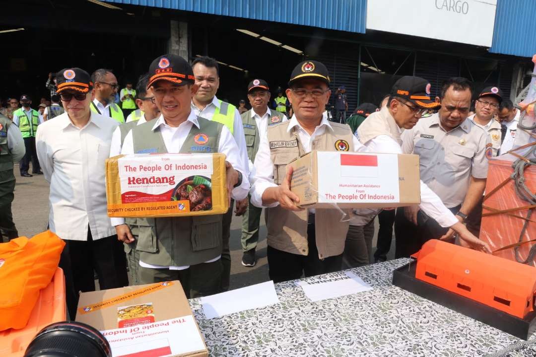 Menteri Koordinator Bidang Pembangunan Manusia dan Kebudayaan (Menko PMK) Muhadjir Effendy menyampaikan, Indonesia akan mengirim bantuan logistik pada korban gempa di Afghanistan. (Foto: Humas Kemenko PMK)