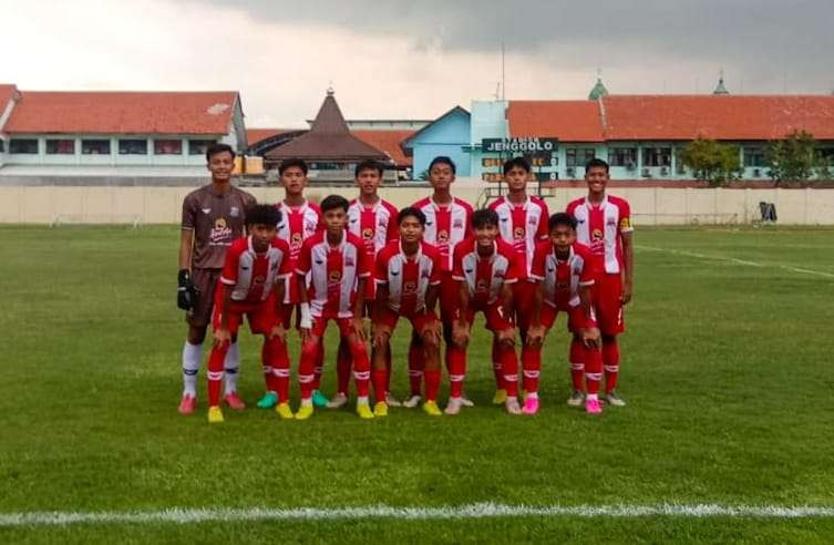 Deltras FC U-17 memetik kemenangan perdananya di babak 12 besar Piala Soeratin U-17, Sabtu 25 November 2023. (Foto: Aini Arifin/Ngopibareng.id)