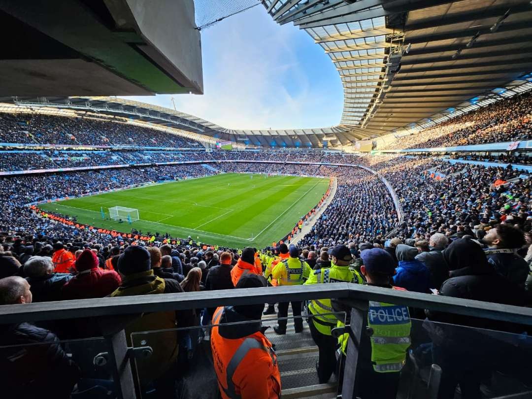 Laga Manchester City melawan Liverpool di Stadion City of Manchester atau Etihad Stadium di Kota Manchaster Inggris,. (Foto: Arif Afandi/ngopibaeng.id