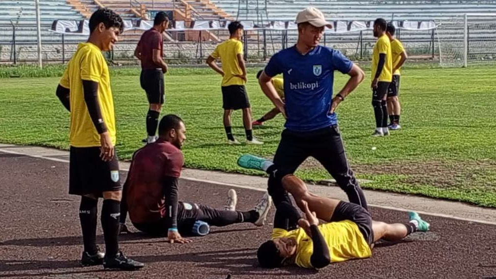 Persela Lamongan persiapan menjelang laga lawan Deltras Sidoarjo. (Foto: Imron Rosidi/ngooibareng.id)