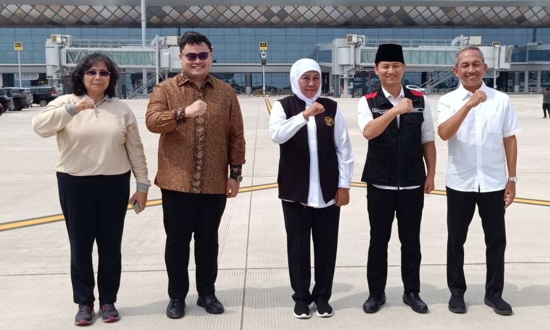 Kunjungi Bandara, Mas Dhito Ajak Kepala Daerah Selingkar Wilis Bangun Jalan non tolke arah bandara. (Foto: Fendi Lesmana/ngopibareng.id)