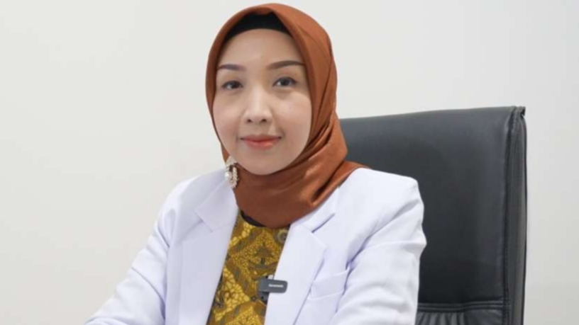 Dokter Spesialis Penyakit Dalam di Rumah Sakit Umum Universitas Muhammadiyah Jember dr. Hana Nadya (Foto: Dok Unmuh Jember)