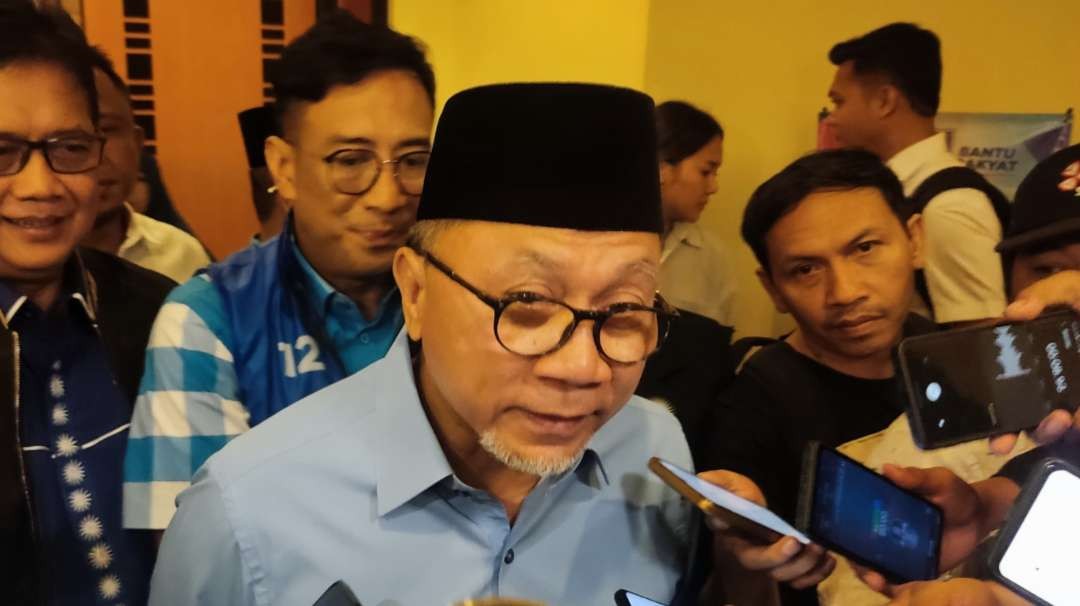 Ketum DPP PAN Zulkifli Hasan saat menghadiri kegiatan konsolidasi PAN Jatim di Surabaya, Senin 4 Desember 2023. (Foto: Fariz Yarbo/Ngopibareng.id)