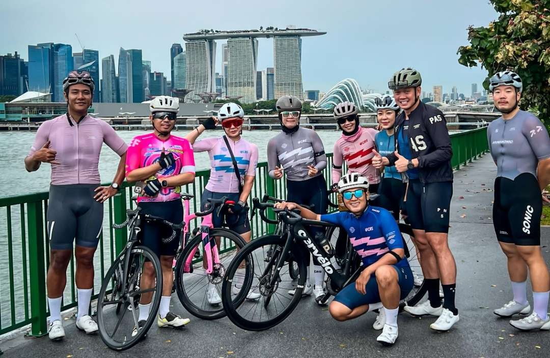 CRS dan NPPC mengadakan gowes bareng sejauh 66,6 km melewati ikon-ikon Singapura. (Foto: Istimewa)