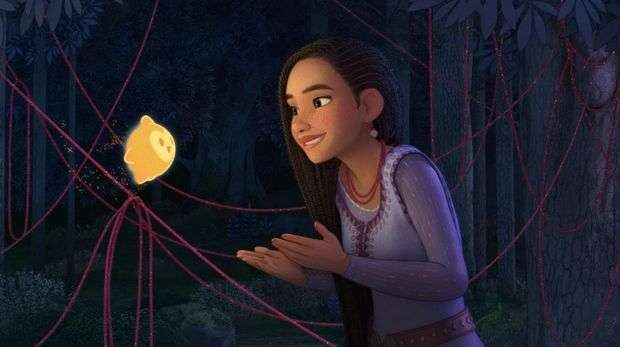 Asha karakter utama di film Wish bertemu Star, si bintang jatuh. (Foto: Disney)