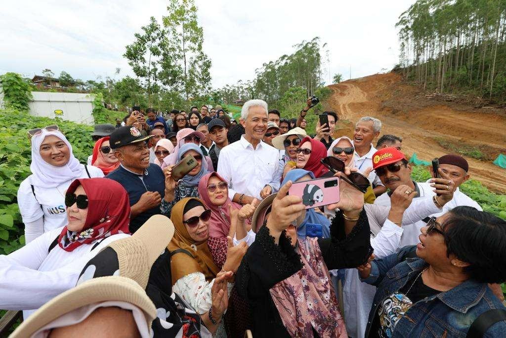 Capres 2024 Ganjar Pranowo kunjungi IKN di Penajam Paser Utara. (Foto: Tim Media Ganjar)