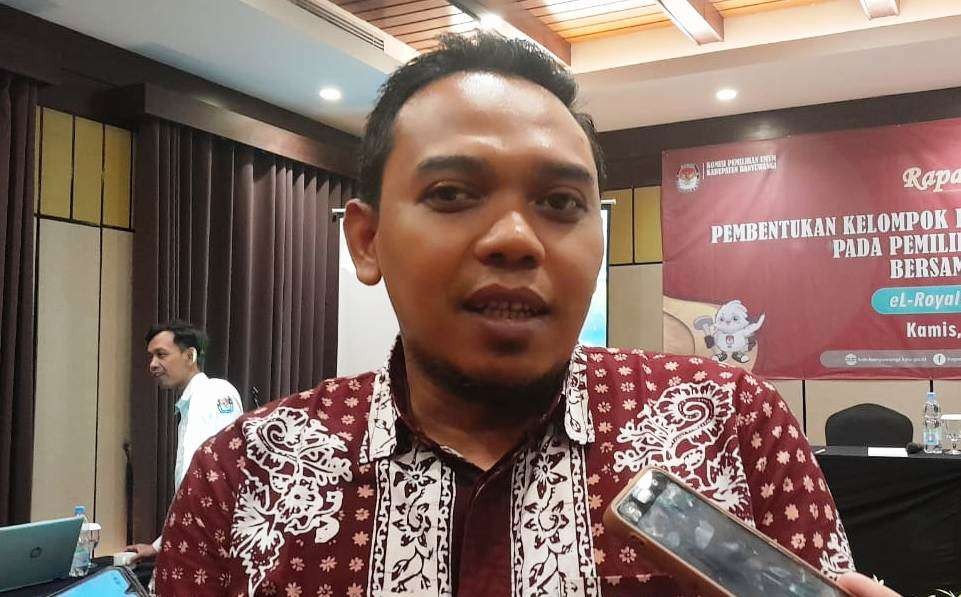 Koordinator Divisi Sosialisasi, Pendidikan Pemilih, Partisipasi Masyarakat, dan Pengembangan Sumber Daya Manusia (SDM), KPU Banyuwangi, Dian Purnawan (foto: istimewa)