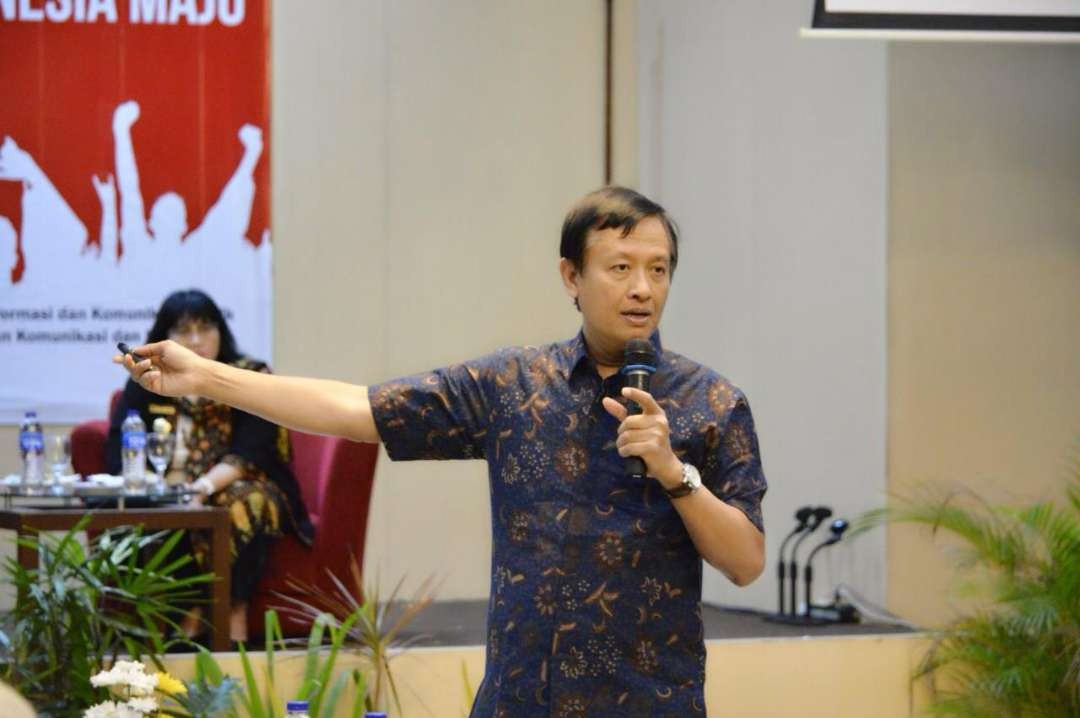 Pengamat Politik Prof. Henri Subiakto. (Foto: Dok. Pribadi)